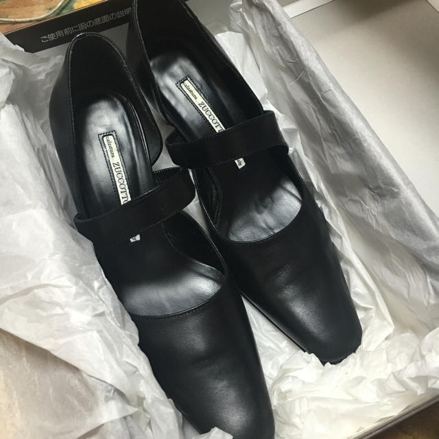 イタリア製 黒 パンプス レディースの靴/シューズ(ハイヒール/パンプス)の商品写真