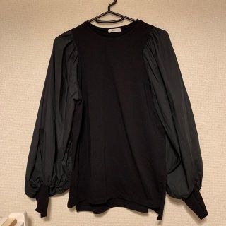 期間限定お値下げ！美品　yori ボリュームパフスリーブカットソー