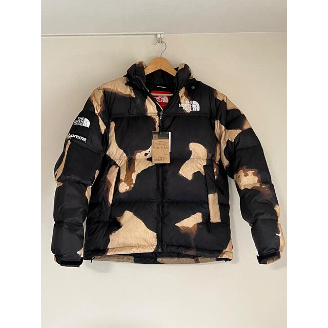 Supreme(シュプリーム)のsupreme northface ヌプシ Mサイズ メンズのジャケット/アウター(ダウンジャケット)の商品写真