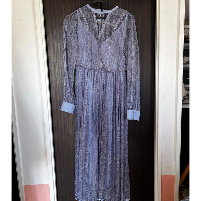 Ameri VINTAGE(アメリヴィンテージ)のアメリ LADY LACE PLEATS DRESS レディースのフォーマル/ドレス(ロングドレス)の商品写真