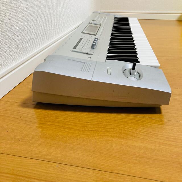 KORG TRITON Le シンセサイザー 楽器の鍵盤楽器(キーボード/シンセサイザー)の商品写真