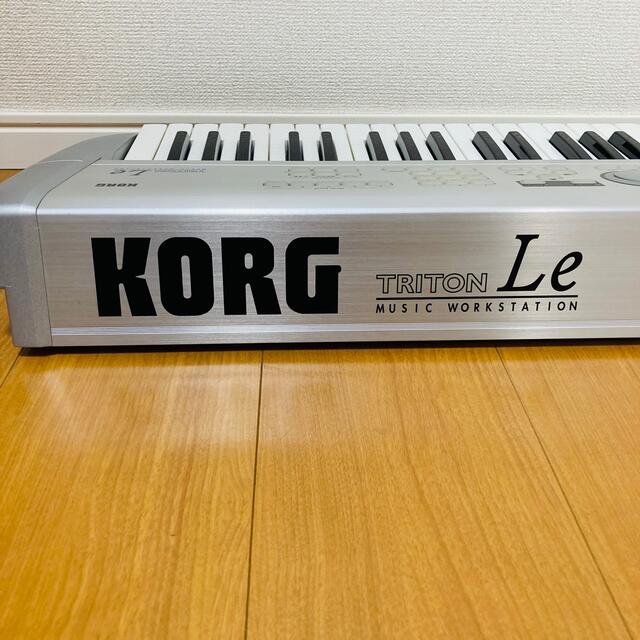 KORG TRITON Le シンセサイザー 楽器の鍵盤楽器(キーボード/シンセサイザー)の商品写真