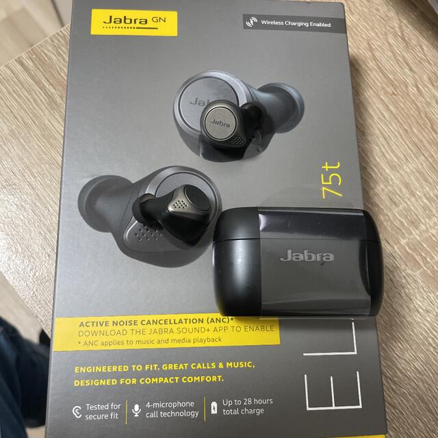 Jabra Elite 75t Titanium Black ワイヤレス充電可 スマホ/家電/カメラのオーディオ機器(ヘッドフォン/イヤフォン)の商品写真