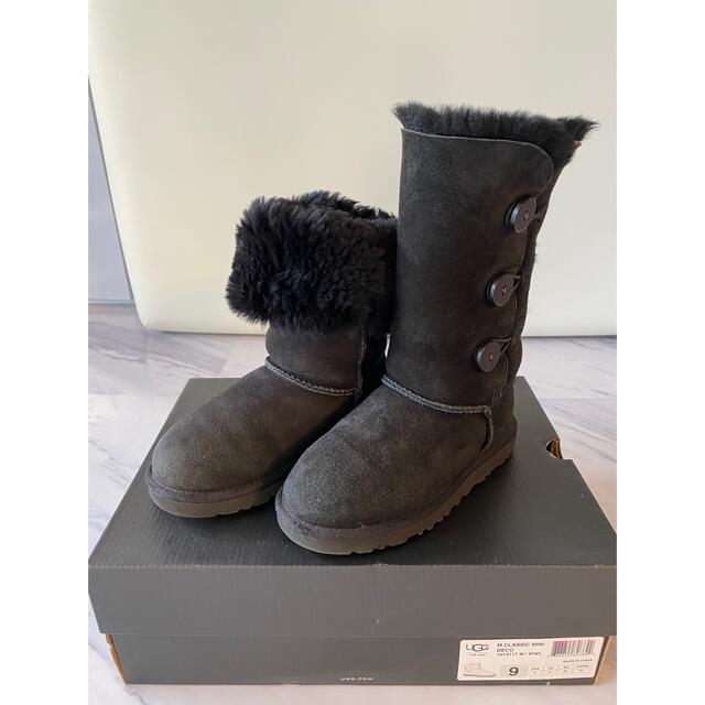 UGG(アグ)のUGG ミディアムブーツ　キッズ キッズ/ベビー/マタニティのキッズ靴/シューズ(15cm~)(ブーツ)の商品写真