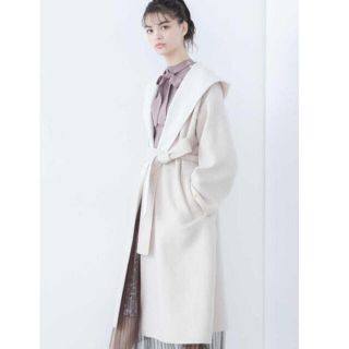 ジルバイジルスチュアート(JILL by JILLSTUART)の専用　JILL by JILLSTUART ライトカバーフードコート　ベージュ　(ロングコート)