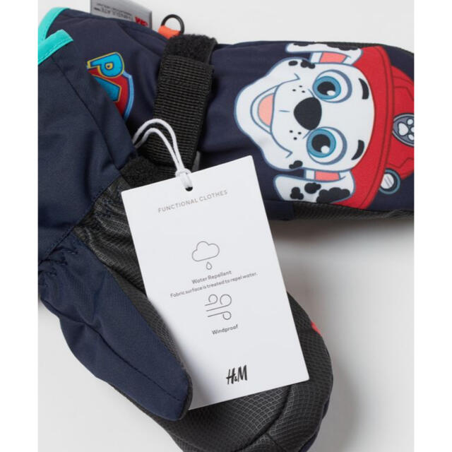 H&M(エイチアンドエム)の《新作》新品　パウパトロール　スキーミトン　手袋　135/140 キッズ/ベビー/マタニティのこども用ファッション小物(手袋)の商品写真