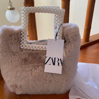 ザラ(ZARA)の新品未使用♡ZARA パール　ファーバッグ(ハンドバッグ)