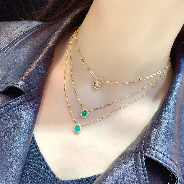 通販人気 天然ダイヤモンド付きエメラルドネックレスk18の通販 by 天然