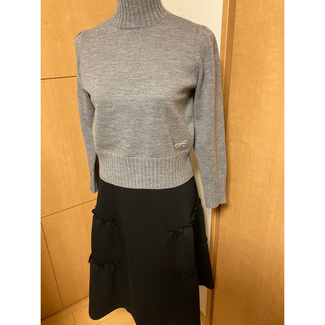 M'S GRACY(エムズグレイシー)のエムズグレイシー　インスタ掲載ボンディングスカート　黒　38 レディースのスカート(ひざ丈スカート)の商品写真