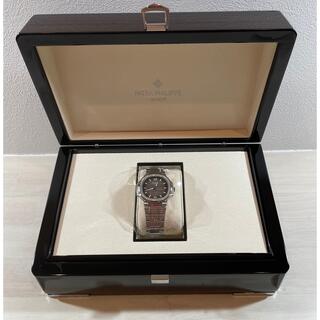 パテックフィリップ(PATEK PHILIPPE)のパテックフィリップ ノーチラス 7118/1200A-011 グレー文字盤(腕時計(アナログ))