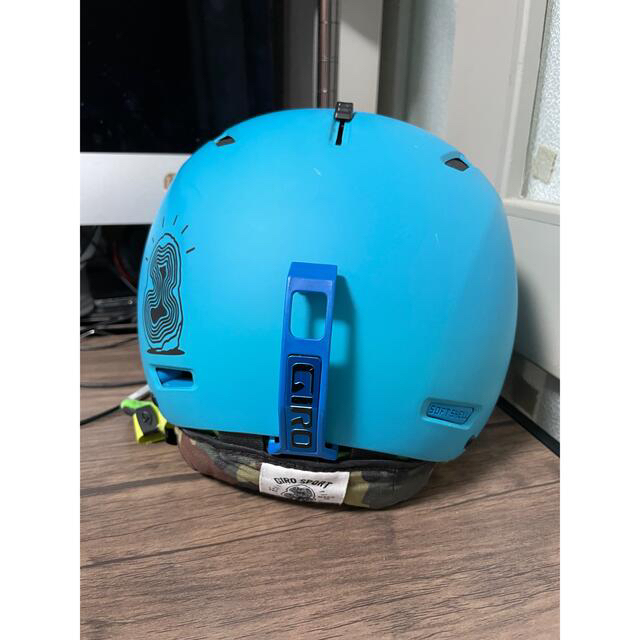 GIROヘルメット Mサイズ ボード スキー用 USED スポーツ/アウトドアのスキー(その他)の商品写真