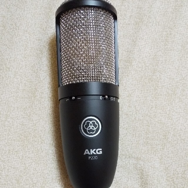 値下げ AKG p220 アーカーゲー　コンデンサーマイク 配信、実況、宅録など