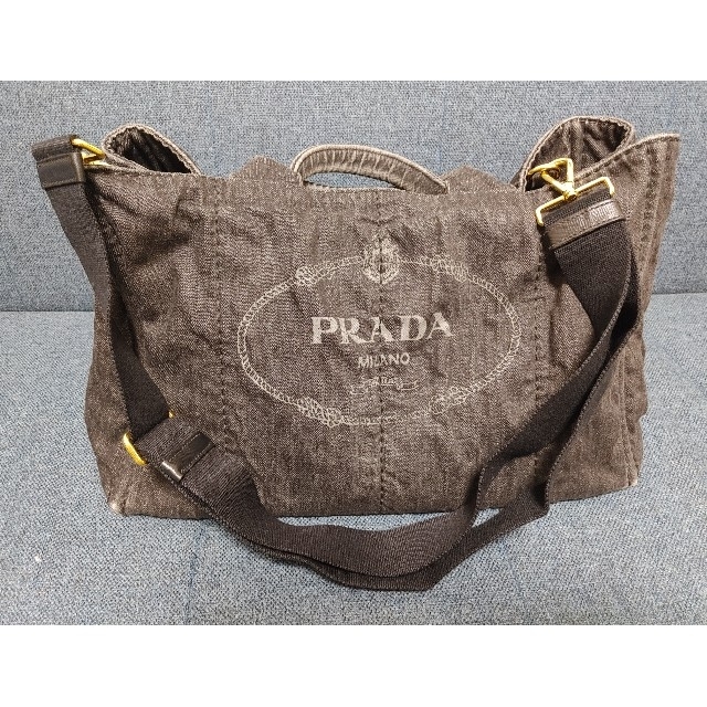 PRADA　カナパ　L黒ストラップ付きレディース