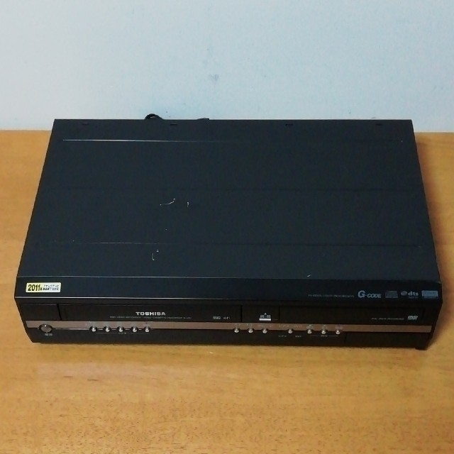 東芝(トウシバ)の(訳あり)TOSHIBA DVD/VHSレコーダー【D-VR7】 スマホ/家電/カメラのテレビ/映像機器(DVDレコーダー)の商品写真