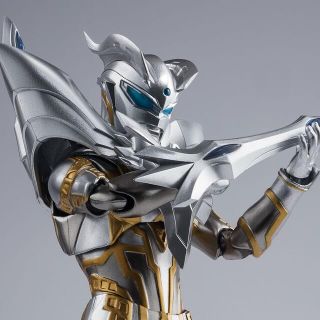 バンダイ(BANDAI)のS.H.Figuartsウルティメイトシャイニングウルトラマンゼロ(特撮)