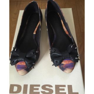 ディーゼル(DIESEL)のDIESEL スタッズ  フラットシューズ(バレエシューズ)