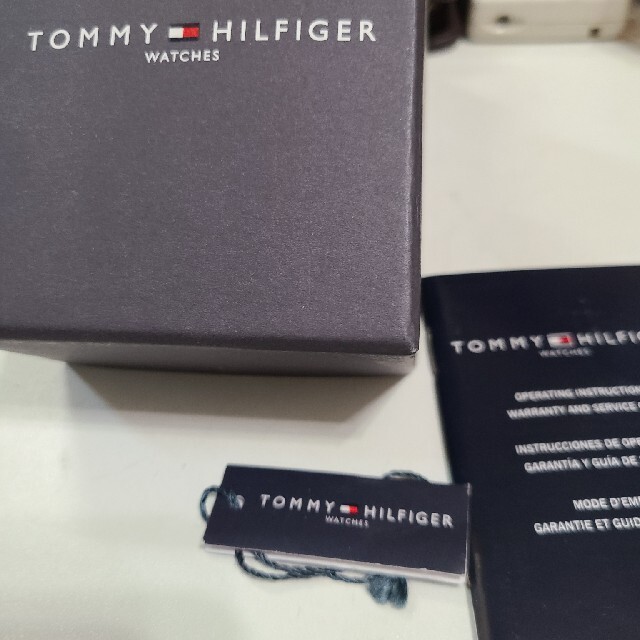TOMMY HILFIGER(トミーヒルフィガー)のTOMMY HILFIGERレディース腕時計 レディースのファッション小物(腕時計)の商品写真