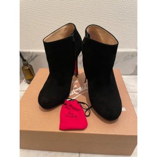 クリスチャンルブタン(Christian Louboutin)のルブタン　スエード ショートブーツ　36.5(ブーティ)