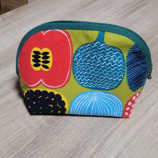 マリメッコ(marimekko)のきんぎょさま専用ページです。(ポーチ)