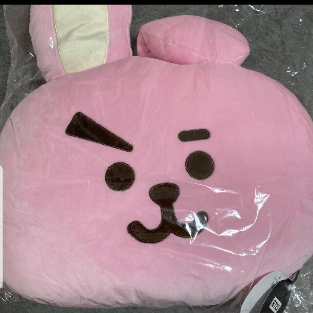 防弾少年団(BTS)(ボウダンショウネンダン)のBT21  ベーシックフェイスクッションCOOKY エンタメ/ホビーのタレントグッズ(アイドルグッズ)の商品写真