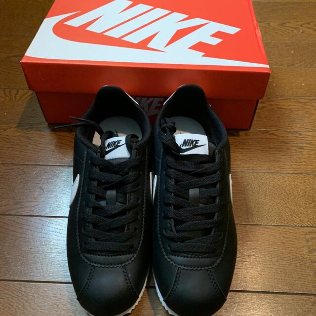 【☘️定番カラー 】NIKEコルテッツベーシックレザーWhite/Black