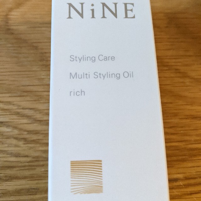 NINE(ナイン)のナイン　nine ヘアオイル　リッチ　100ml　ホーユー　スタイリングオイル コスメ/美容のヘアケア/スタイリング(オイル/美容液)の商品写真