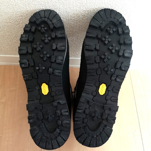 美品 雪山用 トレッキングシューズの通販 |ラクマ
