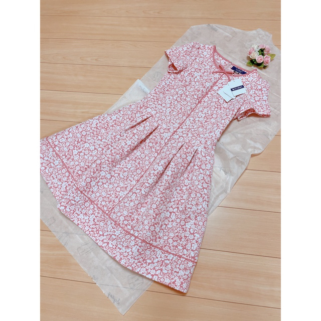 今月迄💕エムズグレイシー💕インスタ💕カタログ💕新品💕小花柄 今月迄💕エムズグレイシー💕インスタ💕カタログ💕新品💕小花柄