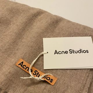 アクネ(ACNE)の新品未使用　Acne マフラー　ストール　(マフラー)