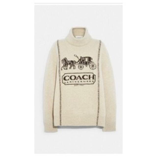 COACH(コーチ)の滝沢眞紀子さん着用‼️コーチ　ホースアンドキャリッジ　セーター　ベージュ レディースのトップス(ニット/セーター)の商品写真