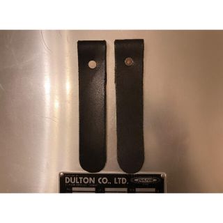 ダントン(DANTON)のダルトン DULTON レザーベルト ヌメ革(ブラック色)と製本ネジ(ニッケル)(その他)