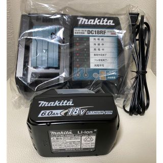 マキタ(Makita)のマキタ　新品未使用最新純正バッテリー、充電器セット！(工具/メンテナンス)