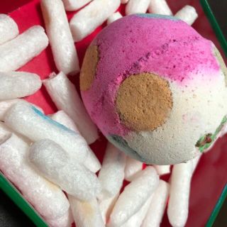 ラッシュ(LUSH)のLUSH バスボム　ラグジュアリーラッシュプディング(その他)