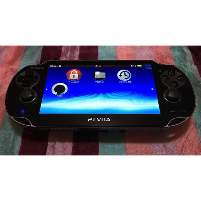 SONY PSvita PCH-1100 メモリ8GB ソフト等　セット