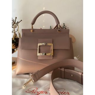 ロジェヴィヴィエ(ROGER VIVIER)の極美品 『ロジェヴィヴィエ』ヴィヴ カバ スムースレザー 2way(ハンドバッグ)