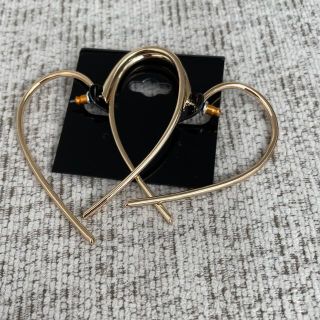 エイソス(asos)のasosピアス オープン ハート アクセサリー インポート  ゴールド 訳あり(ピアス)