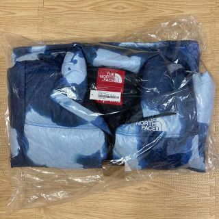 シュプリーム(Supreme)のSupreme TNF Bleached Denim Print Nuptse (ダウンジャケット)