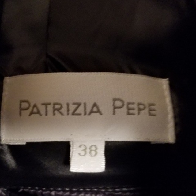 未使用 PATRIZIA PEPE ダウン サイズ38 パトリッツィアぺぺ 【正規販売