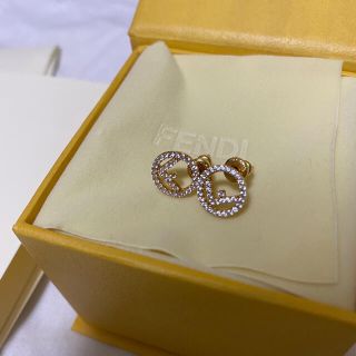 FENDI - ！！最終値下げ！！FENDI ピアスの通販 by ®️'s shop 