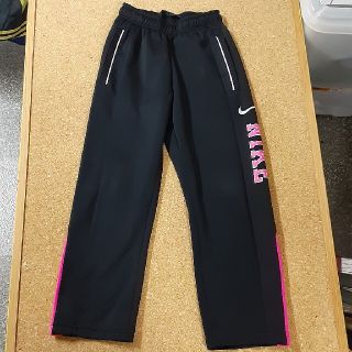 ナイキ(NIKE)の専用！ナイキ★ジャージパンツ110～120cm(パンツ/スパッツ)