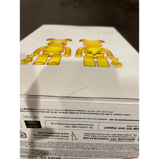 BE@RBRICK ピカチュウ GOLD CHROME 100％ & 400％