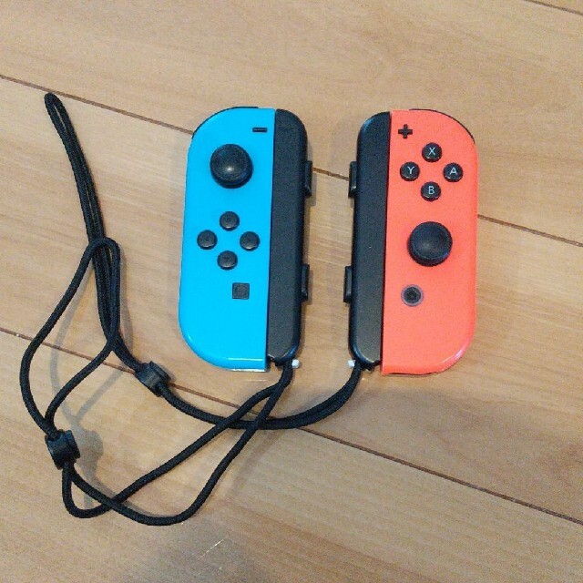 ニンテンドー Switch 本体とコントローラー 難あり