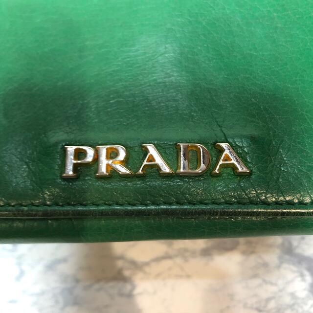 PRADA - 最終値下げ!高級感!希少!PRADA プラダ グリーン ウォレット