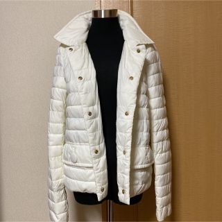 ヘルノ(HERNO)のヘルノ　HERNO  42  Mサイズ　美品　白(ダウンコート)