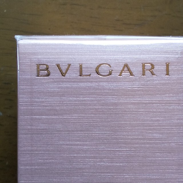 BVLGARI(ブルガリ)のブルガリ・ローズ・ゴルデア・バス&シャワージェル コスメ/美容のボディケア(ボディソープ/石鹸)の商品写真