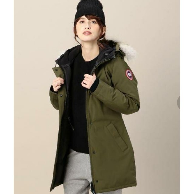 CANADA GOOSE(カナダグース)のカナダグース　ヴィクトリアパーカー レディースのジャケット/アウター(ダウンジャケット)の商品写真