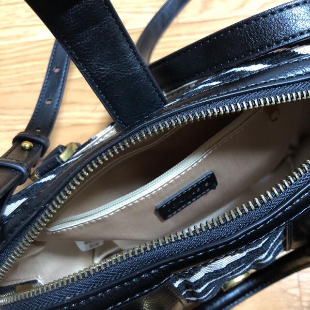 JEANASIS(ジーナシス)のジーナシス　美品ミニボストンバッグ　ショルダー付き レディースのバッグ(ボストンバッグ)の商品写真