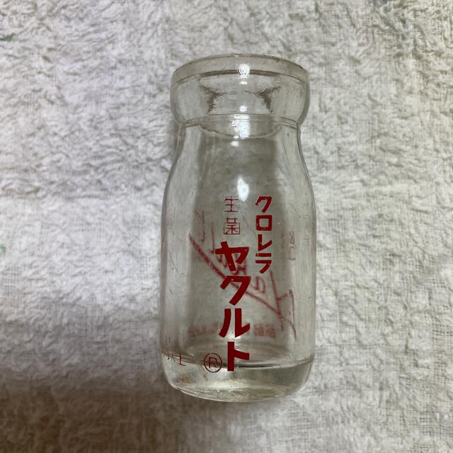 昭和レトロ!クロレラ生菌ヤクルト瓶の通販 by 特捜最前線's 昭和レトロ!クロレラ生菌ヤクルト瓶の通販 by 特捜最前線's