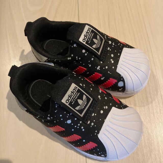 adidas(アディダス)のベビー　ファーストシューズ　adidas スニーカー　スリッポン　12cm キッズ/ベビー/マタニティのベビー靴/シューズ(~14cm)(スニーカー)の商品写真