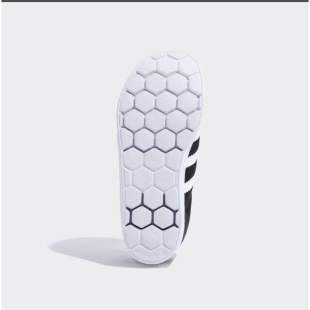 adidas(アディダス)のベビー　ファーストシューズ　adidas スニーカー　スリッポン　12cm キッズ/ベビー/マタニティのベビー靴/シューズ(~14cm)(スニーカー)の商品写真